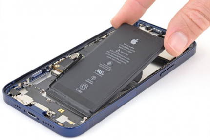 Заміна акумулятора iPhone 12 (Без помилки %)